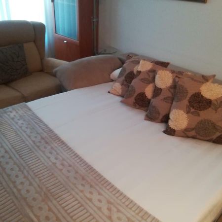 Apartamento "Paseo Del Sauco" Ezcaray Exteriör bild