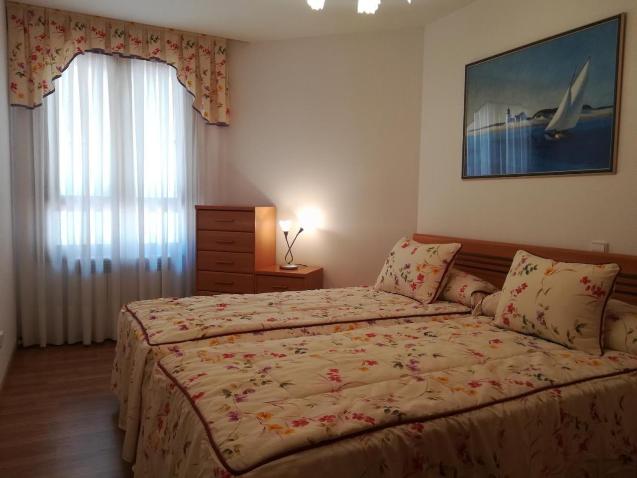 Apartamento "Paseo Del Sauco" Ezcaray Exteriör bild