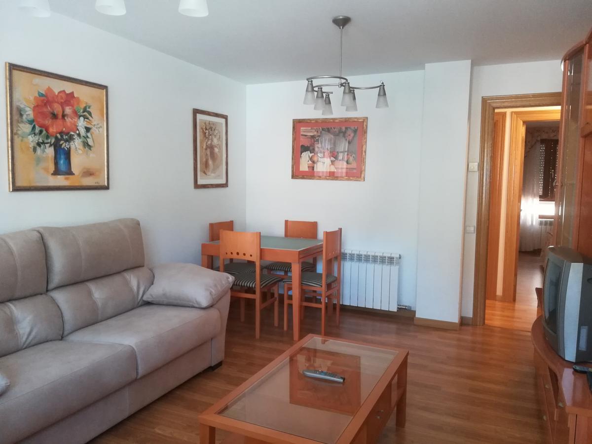 Apartamento "Paseo Del Sauco" Ezcaray Exteriör bild