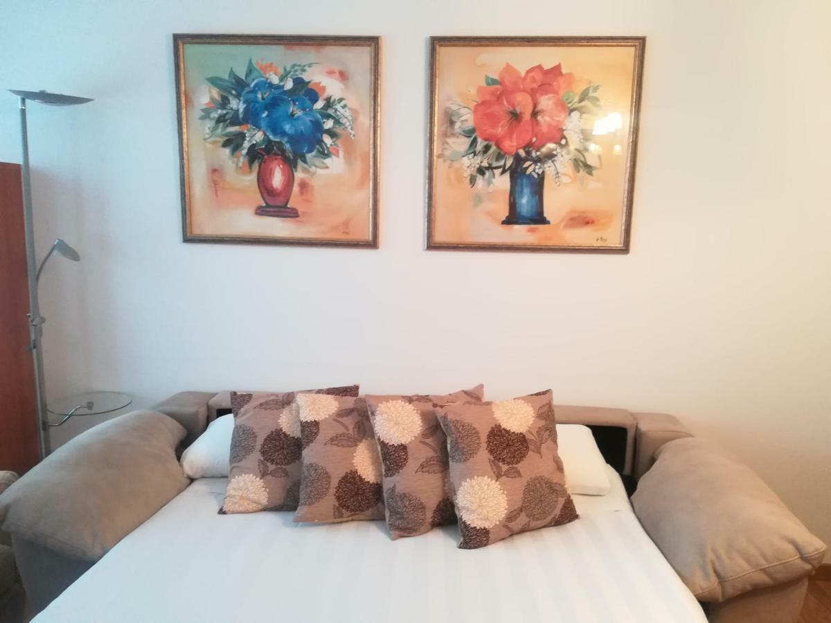 Apartamento "Paseo Del Sauco" Ezcaray Exteriör bild